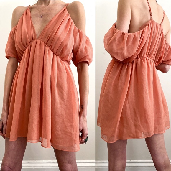 The Jetset Diaries Dresses & Skirts - Jetset Diaries Dress Medium